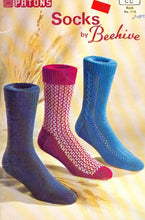 Load image into Gallery viewer, PATONS 113 KNITTING BOOK ENGLISH SOCKS BY BEEHIVE KNITTING PATTERNS
