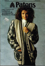 Load image into Gallery viewer, PATONS 842 KNITTING BOOK ENGLISH KNITTING PATTERNS
